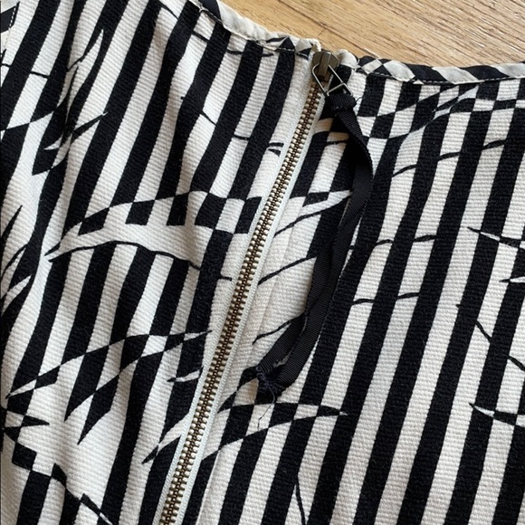 Anthropologie dress, black and white, size 0 - Picture 11 of 13